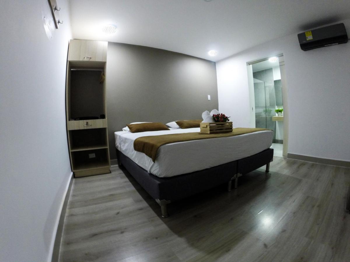 Hotel Boutique Plaza Меделин Екстериор снимка