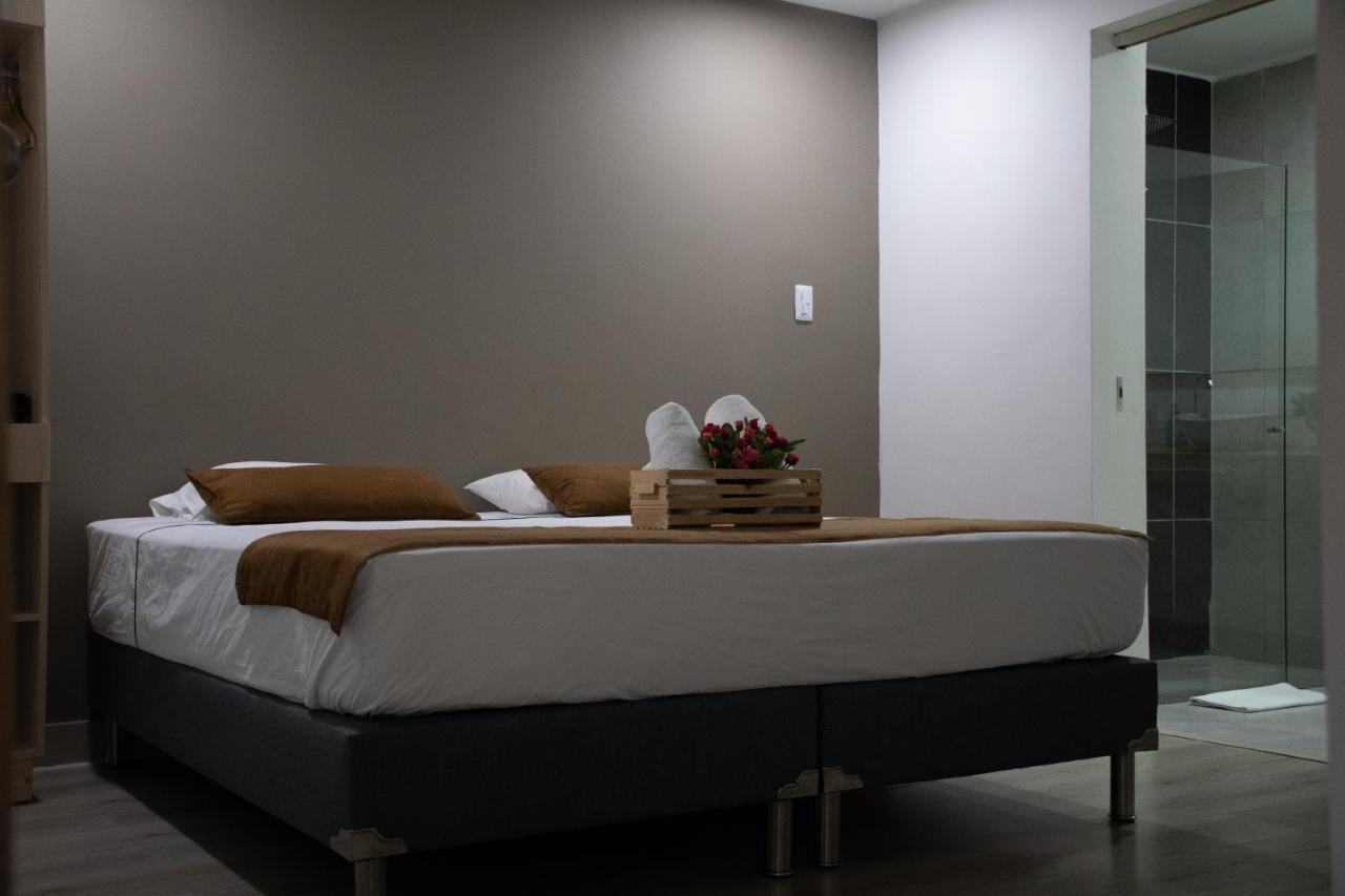 Hotel Boutique Plaza Меделин Екстериор снимка