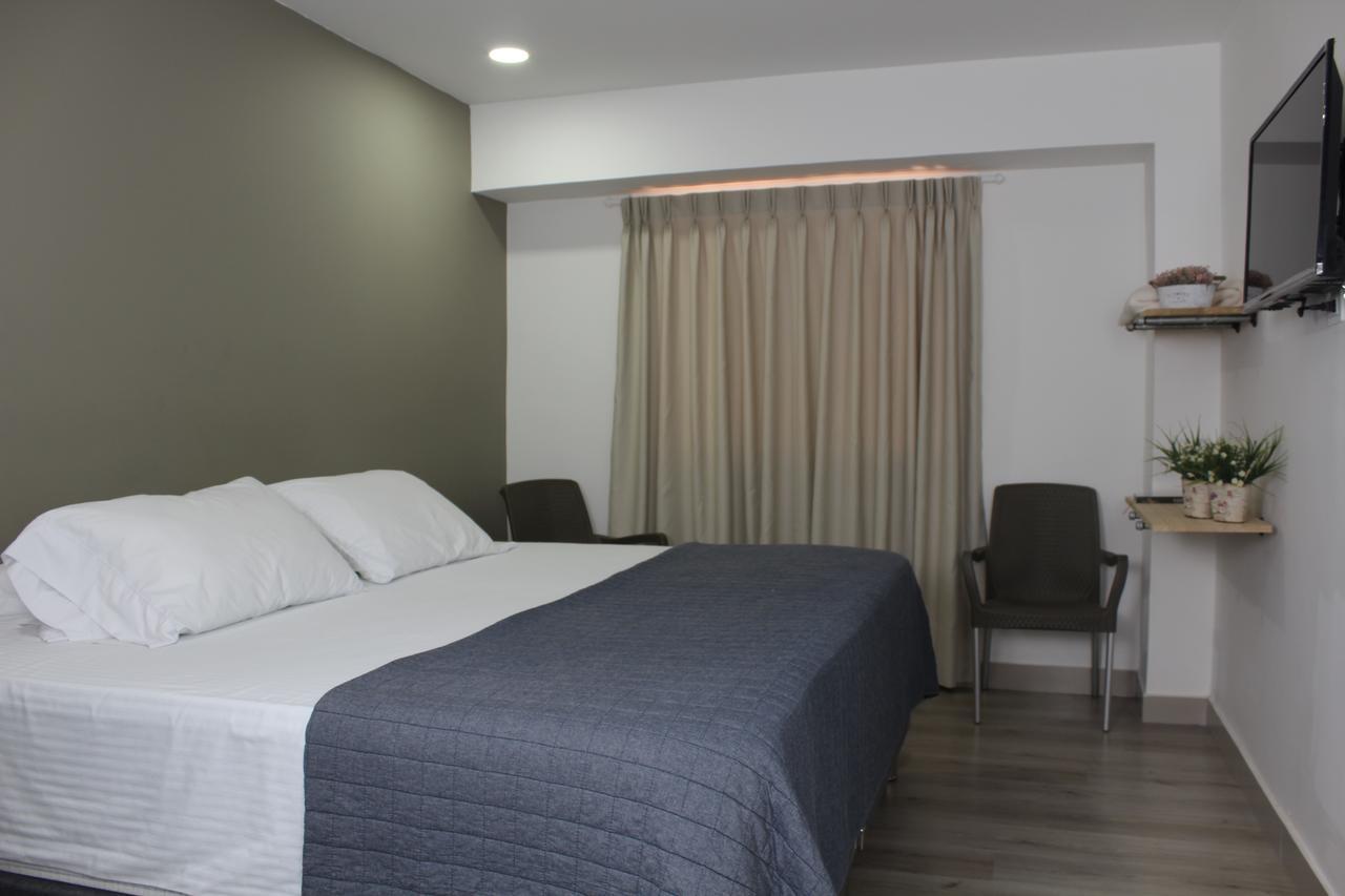 Hotel Boutique Plaza Меделин Екстериор снимка